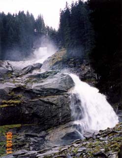 クリムルの滝